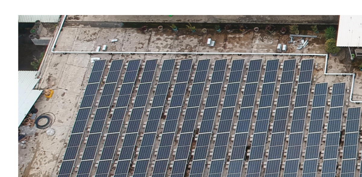 Econo Solar flat roof ballast mounting system installation